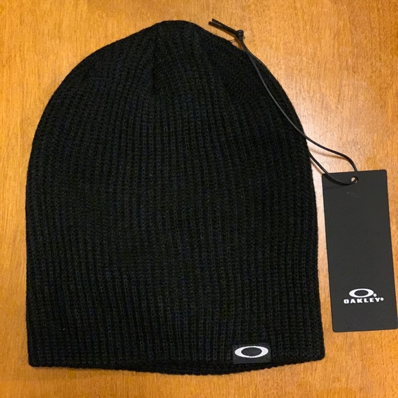 oakley backbone beanie